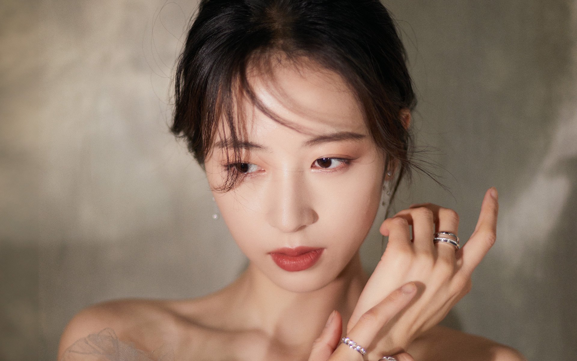 弗朗索瓦·霍尔茨豪伊泽:防线与进攻的双重威胁,展现南非队全方位优势