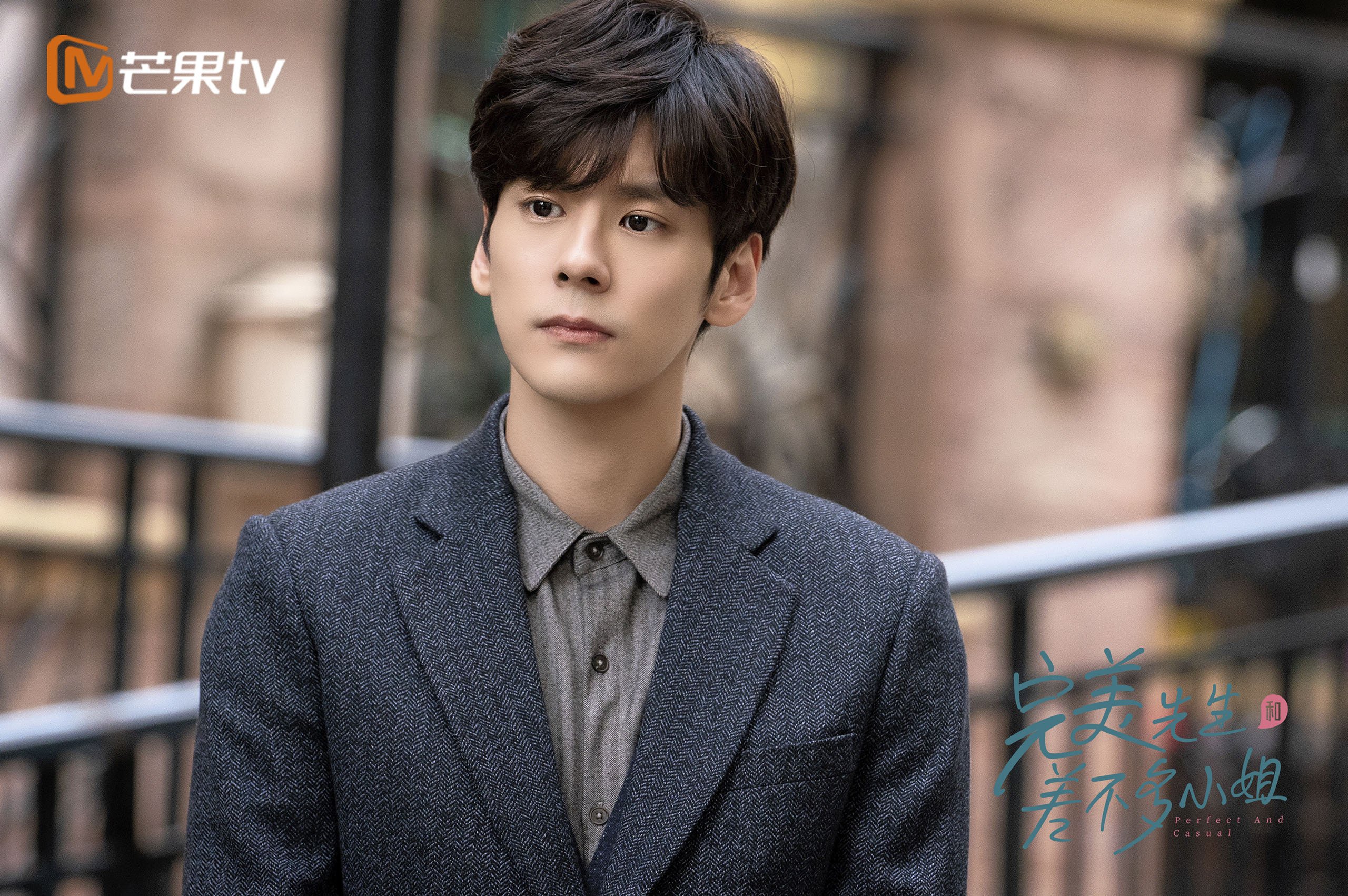 JiuyouAPP下载-英超争冠关键战：悬念持续升温！，英超冠军争夺